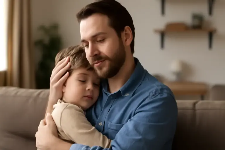 Sostegno emotivo nei momenti di crisi familiari: il gesto che infonde sicurezza ai figli
